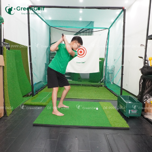 Combo khung golf 2.5x2.5 + Thảm swing 1.5 + Máy nhả bóng tự động + Thảm cỏ trải sàn 2.5m + Thảm put 0.5mx3m + 25 bóng golf